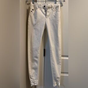 KanCan Women's Cream Skinny Jeans